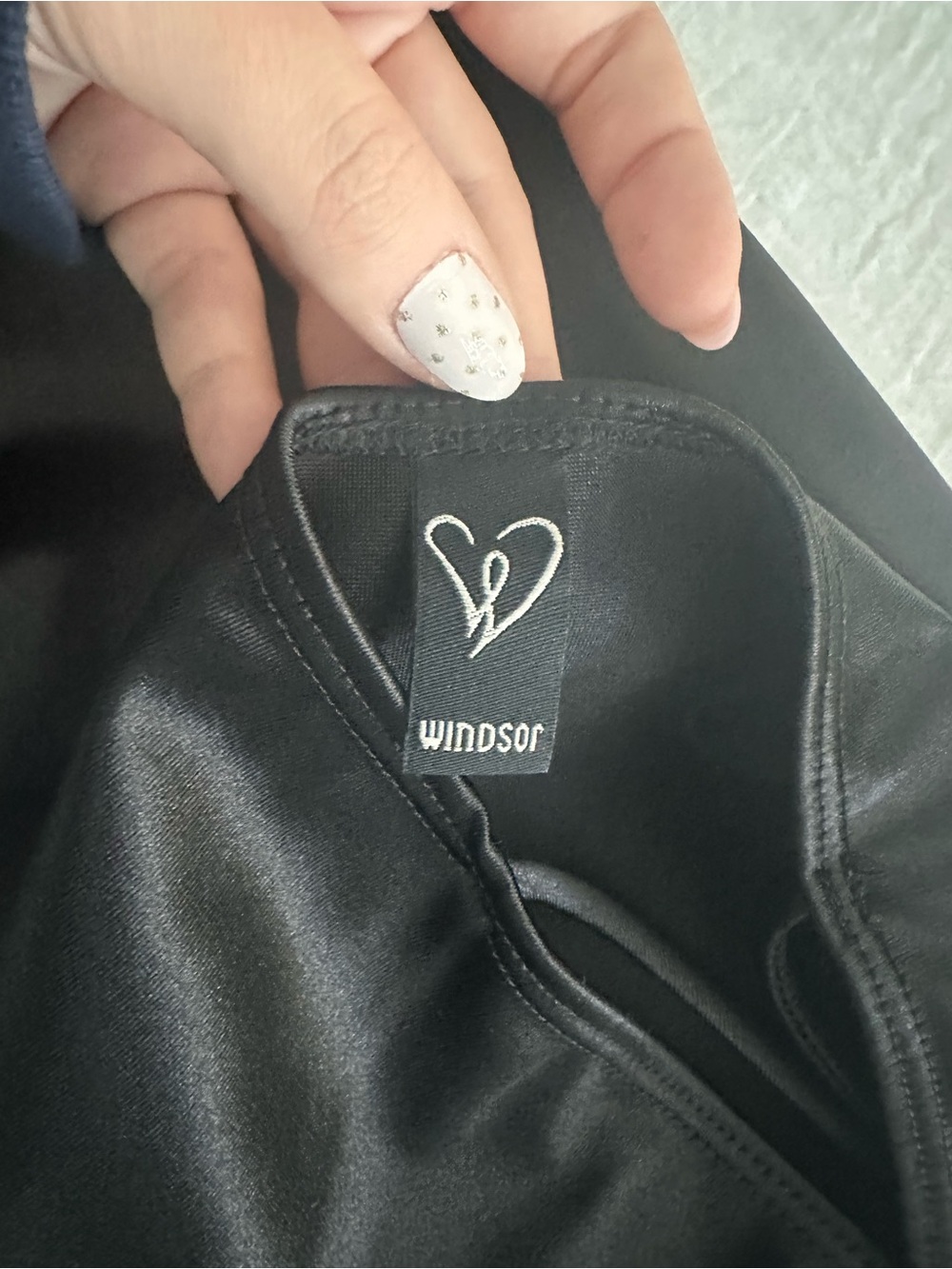 Windsor Black Satin Mini Dress Size “M” EUC - Picture 6 of 6